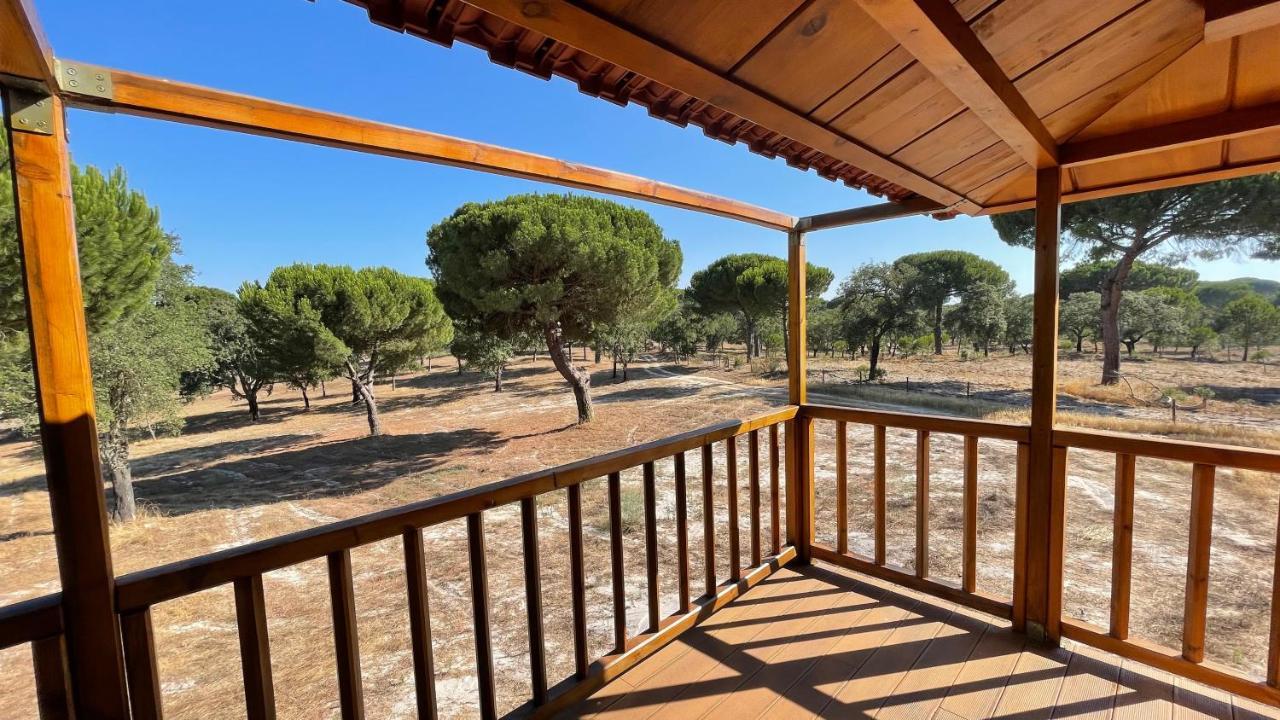 Suspended Wooden House - Monte Da Cortica Villa Águas de Moura Eksteriør bilde